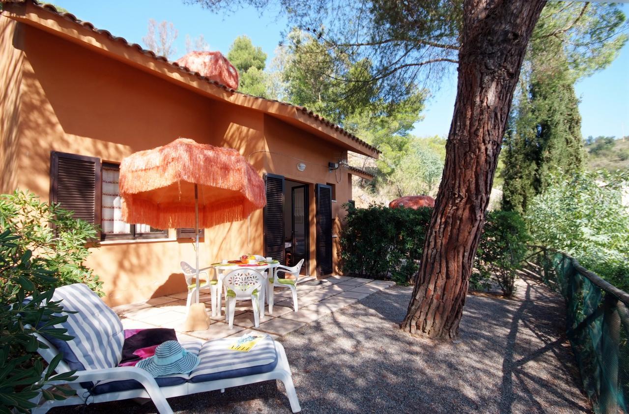 Residence Sud Est Porto Azzurro Exterior foto