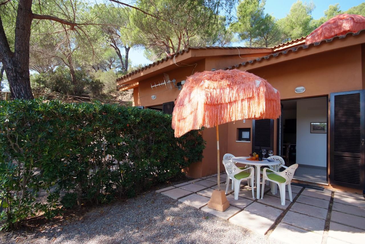 Residence Sud Est Porto Azzurro Exterior foto